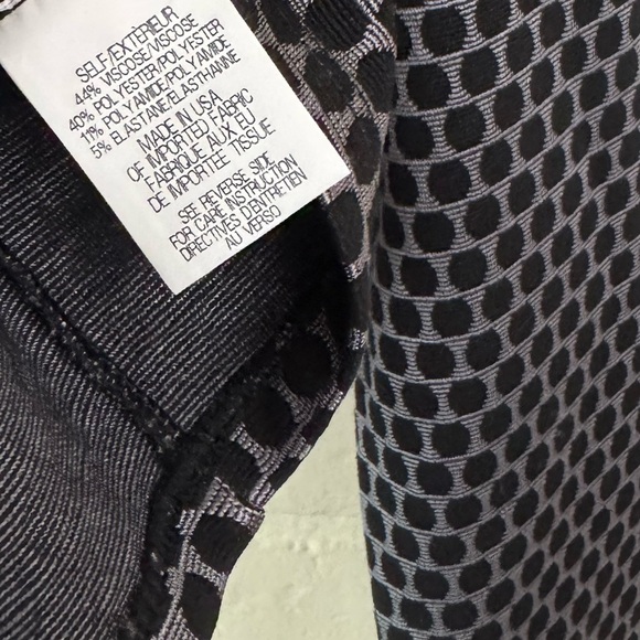 Theory shirt NEW small Black Patterned cropped Top long sleeve stretch - Picture 4 of 5